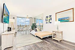 Ilikai Marina Ocean 1 BDR on the 3rd floor