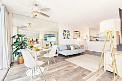 Ilikai Marina Ocean 1 BDR on the 3rd floor