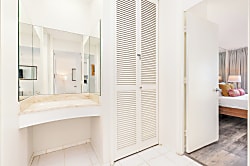 Ilikai Marina Ocean 1 BDR on the 3rd floor