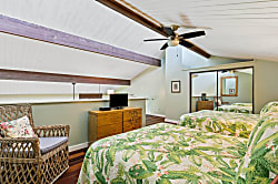 Cliffs at Princeville #7302