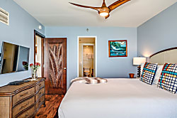 Waikiki Beach Tower #1903