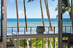 Kihei Beachfront Condo with Sunset Views 