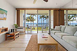 Kihei Beachfront Condo with Sunset Views 