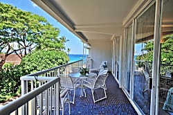 The Whaler Unit #373