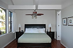 Kahana Outrigger Unit