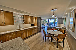 Unit 402, Mana Kai Resort Maui