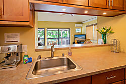 Kihei Garden Estates C-201