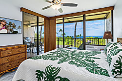 Country Club Villas 241