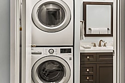 Country Club Villas 241