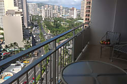 Ilikai Hotel & Suites