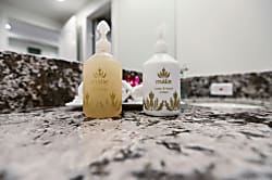 Hale Nalu - House of Waves