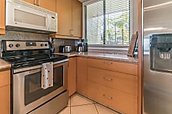 Country Club Villas  #227