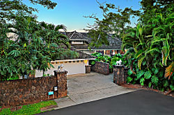 Hale Ohana Beachfront Home Poipu