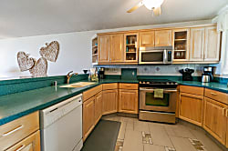 Country Club Villas #127