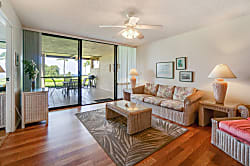 Country Club Villas #127