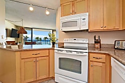 Kaanapali Shores 403