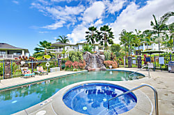 Princeville Condo w/ Mountain Views