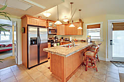 Princeville Condo w/ Mountain Views