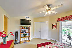 Princeville Condo w/ Mountain Views