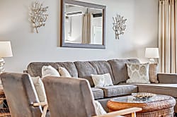 Kamaole Sands #8-405