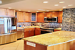 The Whaler Unit 1059