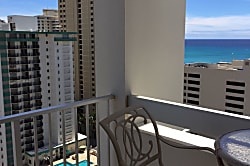 Pacific Monarch Hotel 20th Floor Unit