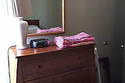 Pacific Monarch Hotel 20th Floor Unit