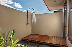 Hale Laule'a-Home of Happiness