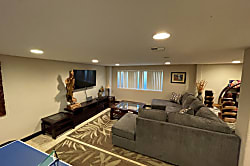 Royal Shores Vacation Estate