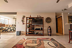 Kanai A Nalu Condo Oceanfront 2BR in Maalaea