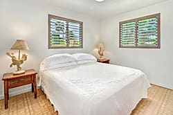 Keone, The Downstairs Beach House