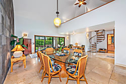 The Wai'oli, walk 2 bay & town