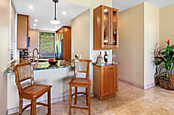 Hale Un Lugar Celestial (Bldg. 25)