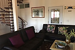 Nice Big House near Kehena Black Sand Beach