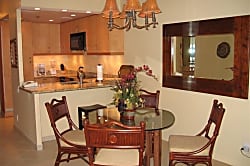 The Whaler Studio #814