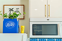 Waikiki Shore (WShore208)