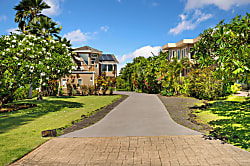 Whale Hale - Punahele Bluff