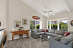 Whale Hale - Punahele Bluff