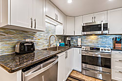 Maui Banyan Top Floor Unit