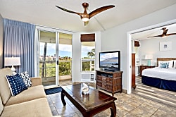 Maui Banyan Top Floor Unit