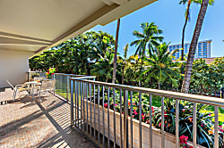 The Whaler 2nd Floor Unit