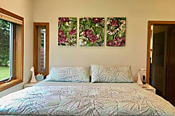 North Shore Ocean View Cottage