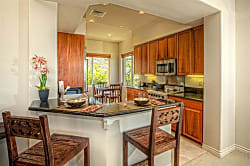 Kumulani Condo B4