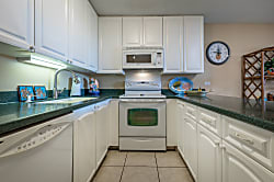 Kamaole Sands Resort Condo 10-314