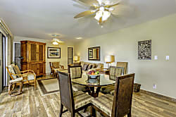 Wailea Ekolu Village