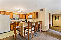 Kona 2 BD Deluxe condo