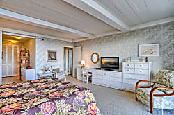 Whaler Condo Penthouse Oceanfront 2B2B