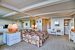 Whaler Condo Penthouse Oceanfront 2B2B