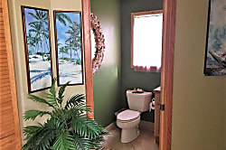 Hale Vu Oceanfront Retreat