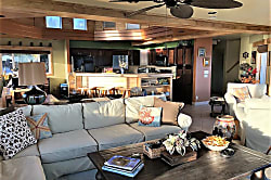 Hale Vu Oceanfront Retreat